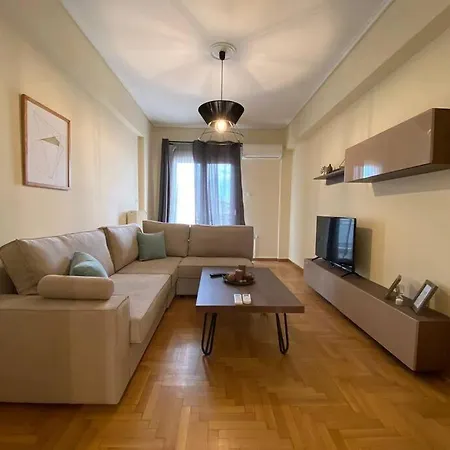 Spacious 3 Bedroom Apartment In Vibrant Neighbourhood Athen Exterior foto