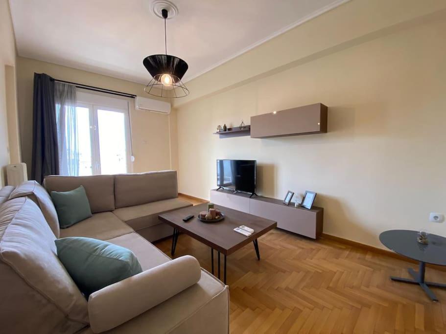 Appartement Spacious 3 Bedroom In Vibrant Neighbourhood *